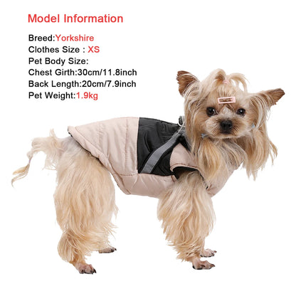Manteau d'hiver imperméable et réfléchissant avec harnais pour chien